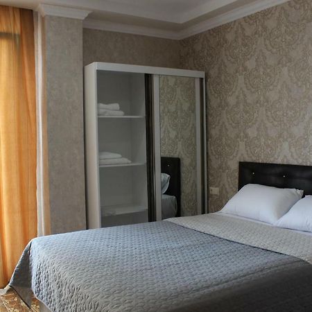 Union Hotel Batumi Ngoại thất bức ảnh
