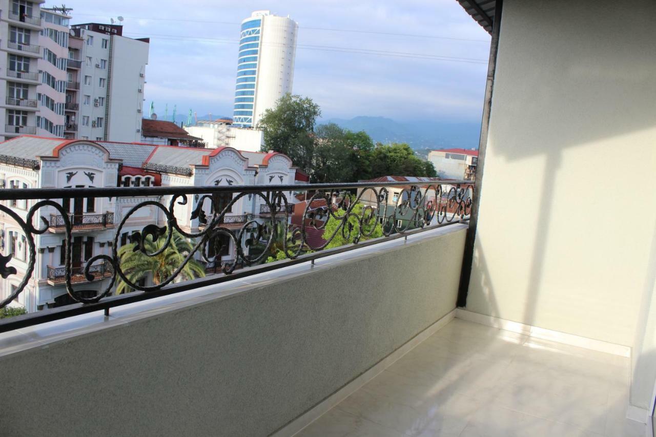 Union Hotel Batumi Ngoại thất bức ảnh
