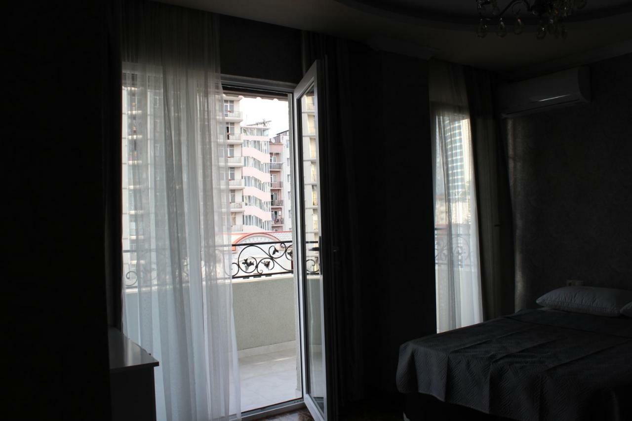 Union Hotel Batumi Ngoại thất bức ảnh