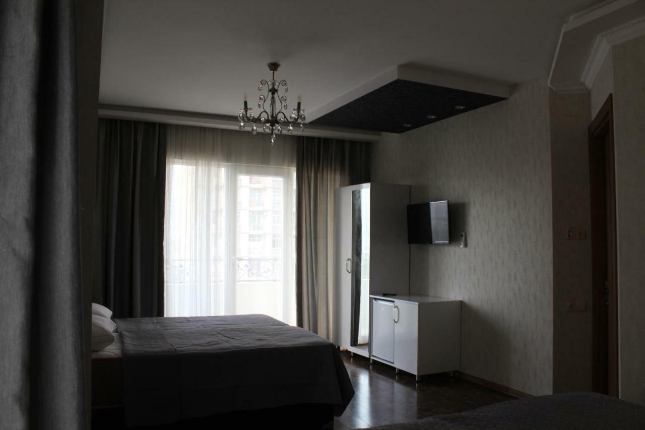 Union Hotel Batumi Ngoại thất bức ảnh