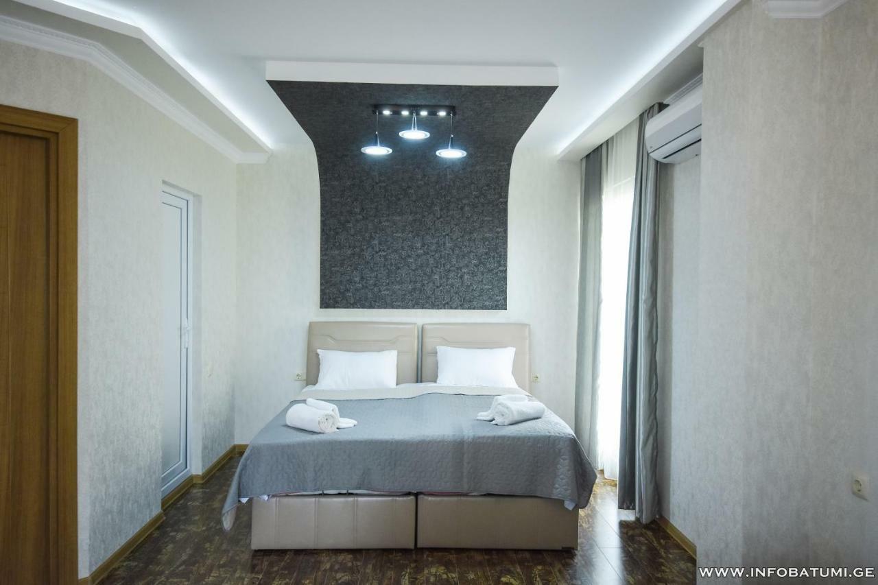 Union Hotel Batumi Ngoại thất bức ảnh