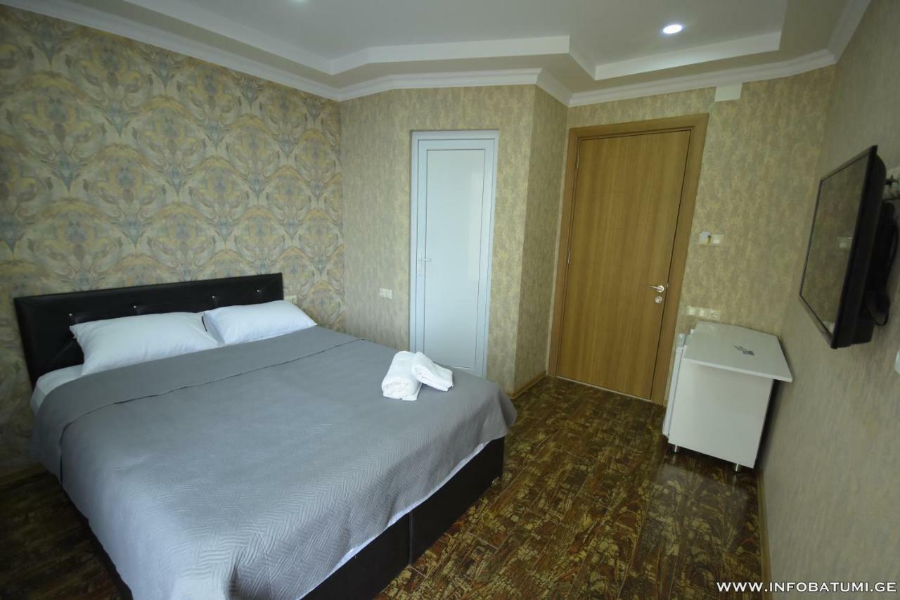 Union Hotel Batumi Ngoại thất bức ảnh